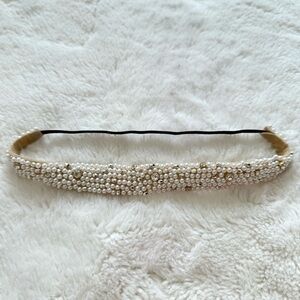 Women headband with pearl design